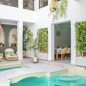Riad Al Rimal &